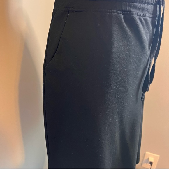 32 Degrees Cool XL Black Pull-on Elastic Waist Bermuda Shorts - Picture 4 of 11